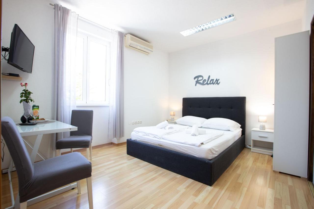 Lilly Studio Apartments Zadar Exteriör bild